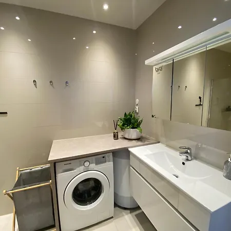 Spacious Modern Center * ברגן